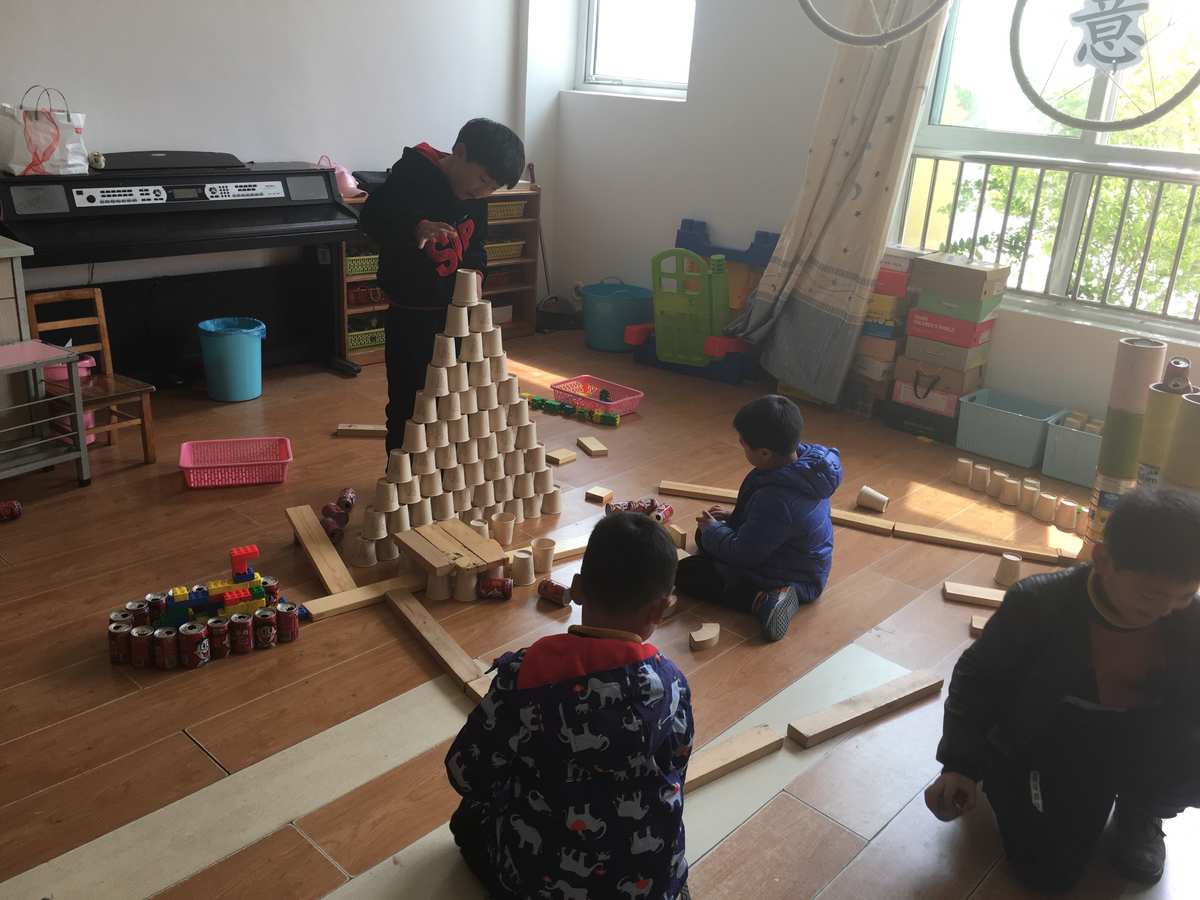 大班建构案例分析游戏教案_大班建构游戏案例分析_大班建构案例分析游戏反思