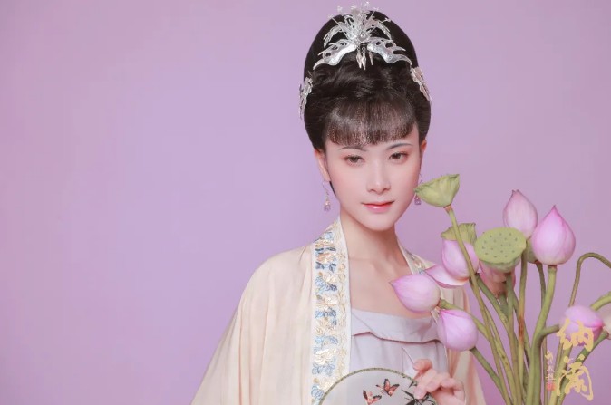 后宫佳丽三千人 三千宠爱在一身_皇帝后宫三千佳丽_后宫三千佳丽小说