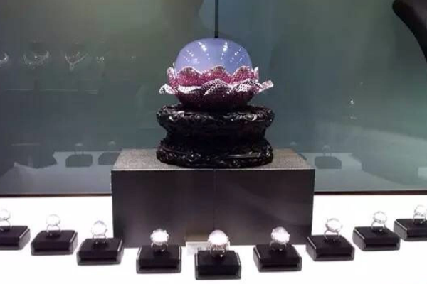 手机翡翠帝国游戏_翡翠帝国手游下载_翡翠帝国手机版在哪下载
