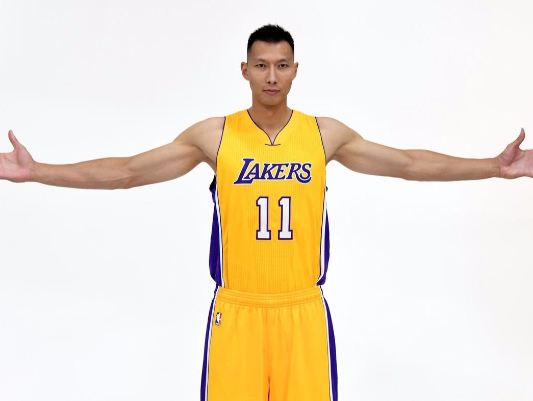 易建联是哪一年的nba选秀_易建联选秀年还有谁_易建联选秀后效力的nba球队