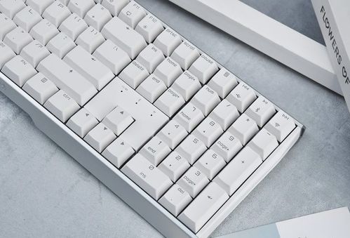 白色无线键盘游戏,时尚与性能的完美融合